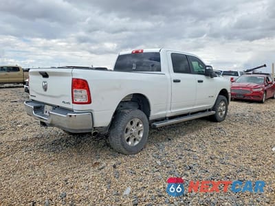 Trzecie zdjęcie samochodu z tyłu: 2023 RAM 2500 BIG HORN VIN:3C6UR5DJ3PG580641 - miniatura