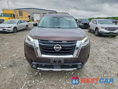 Piąte zdjęcie samochodu w środku: 2022 NISSAN PATHFINDER PLATINUM VIN:5N1DR3DK3NC201591 - miniatura
