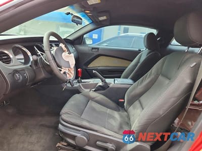 Zdjęcie 7 z 13 samochodu: 2010 FORD MUSTANG VIN:1ZVBP8AN1A5165277 - miniatura