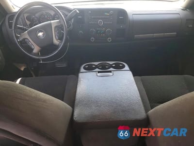 Zdjęcie 8 z 12 samochodu: 2008 CHEVROLET SILVERADO K1500 VIN:2GCEK19J981134538 - miniatura