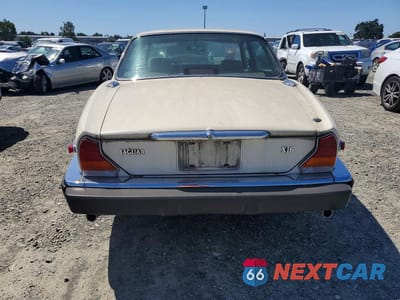 Zdjęcie 6 z 12 samochodu: 1987 JAGUAR XJ6 VIN:SAJAV1345HC464973 - miniatura