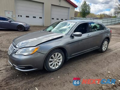 2012 CHRYSLER 200 TOURING 1C3CCBBG1CN270831 - główne zdjęcie licytacji z USA - miniatura