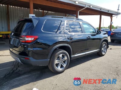 Trzecie zdjęcie samochodu z tyłu: 2025 HONDA PILOT EXL VIN:5FNYG1H4XSB104009 - miniatura