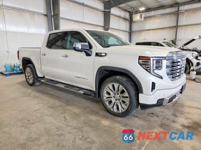 Czwarte zdjęcie samochodu z boku: 2023 GMC SIERRA K1500 DENALI VIN:1GTUUGEL8PZ212409 - miniatura