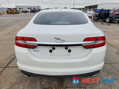 Zdjęcie 6 z 12 samochodu: 2012 JAGUAR XF VIN:SAJWA0FB6CLS47091 - miniatura