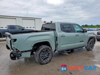 Trzecie zdjęcie samochodu z tyłu: 2024 TOYOTA TUNDRA SR5 VIN:5TFLA5AB1RX034380 - miniatura