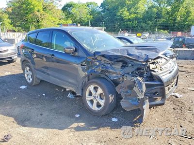 Czwarte zdjęcie samochodu z boku: 2015 FORD ESCAPE SE VIN:1FMCU0GX2FUC19608 - miniatura