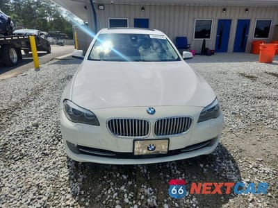 Piąte zdjęcie samochodu w środku: 2013 BMW 550 I VIN:WBAFR9C57DDX80599 - miniatura