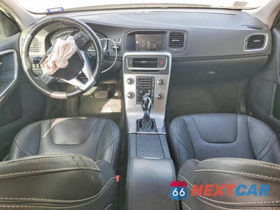 Zdjęcie 8 z 13 samochodu: 2018 VOLVO S60 DYNAMIC VIN:YV140MTL1J2455129 - miniatura