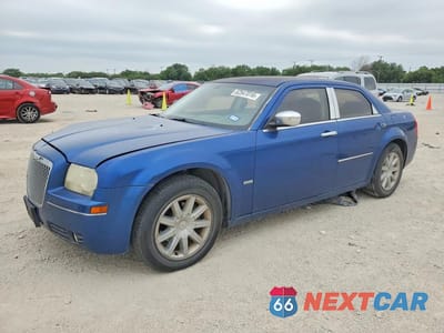 2010 CHRYSLER 300 TOURING 2C3CA5CVXAH106195 - główne zdjęcie licytacji z USA - miniatura