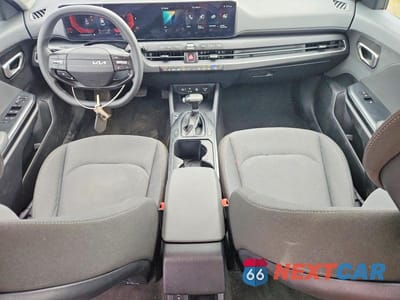 Zdjęcie 8 z 12 samochodu: 2025 KIA K4 LXS VIN:3KPFT4DE8SE061122 - miniatura