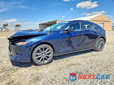 2022 MAZDA 3 SELECT JM1BPAKL1N1512286 - główne zdjęcie licytacji z USA - miniatura