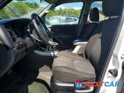 Zdjęcie 7 z 13 samochodu: 2006 MAZDA TRIBUTE S VIN:4F2YZ94196KM12768 - miniatura