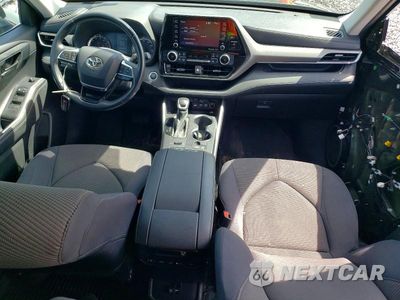 Zdjęcie 8 z 12 samochodu: 2021 TOYOTA HIGHLANDER LE VIN:5TDBZRBH3MS114275 - miniatura