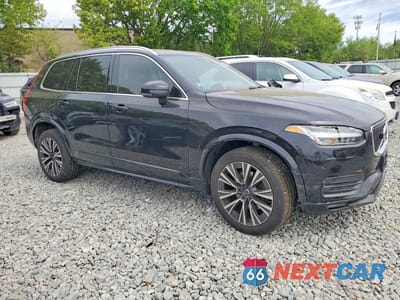 Czwarte zdjęcie samochodu z boku: 2021 VOLVO XC90 T6 MOMENTUM VIN:YV4A22PKXM1728648 - miniatura