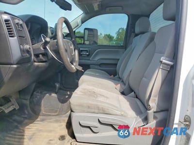 Zdjęcie 7 z 12 samochodu: 2016 GMC SIERRA K2500 HEAVY DUTY VIN:1GT02REG6GZ261708 - miniatura