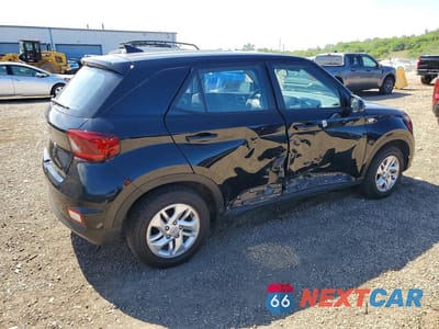 Trzecie zdjęcie samochodu z tyłu: 2021 HYUNDAI VENUE SE VIN:KMHRB8A36MU089270 - miniatura