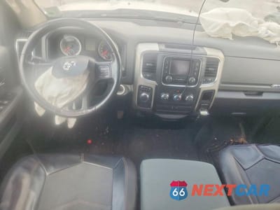Zdjęcie 8 z 12 samochodu: 2016 RAM 1500 SLT VIN:1C6RR6GT0GS221068 - miniatura