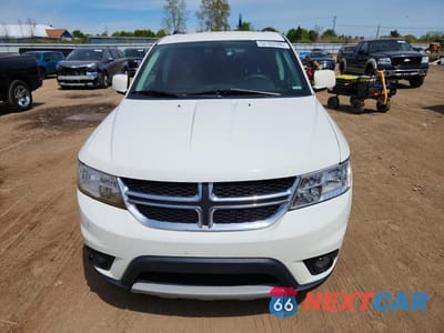 Piąte zdjęcie samochodu w środku: 2019 DODGE JOURNEY SE VIN:3C4PDCBG4KT875036 - miniatura