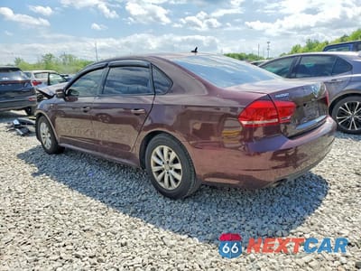 Drugie zdjęcie samochodu z przodu: 2014 VOLKSWAGEN PASSAT S VIN:1VWAP7A39EC006156 - miniatura