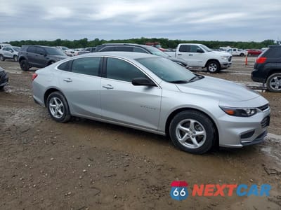 Czwarte zdjęcie samochodu z boku: 2017 CHEVROLET MALIBU LS VIN:1G1ZB5ST3HF100438 - miniatura