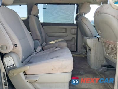 Zdjęcie 11 z 13 samochodu: 2016 KIA SEDONA LX VIN:KNDMB5C11G6105666 - miniatura