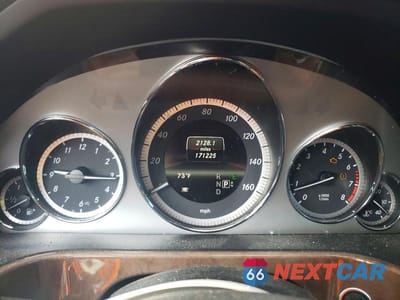 Zdjęcie 9 z 12 samochodu: 2013 MERCEDES-BENZ E 350 4MATIC VIN:WDDHF8JB6DA717931 - miniatura