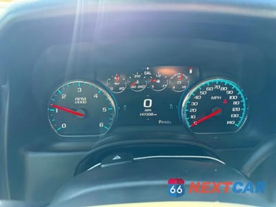 Zdjęcie 12 z 13 samochodu: 2017 CHEVROLET SUBURBAN K1500 LT VIN:1GNSKHKC7HR354038 - miniatura