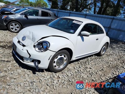 2015 VOLKSWAGEN BEETLE 1.8T 3VWF17AT1FM601154 - główne zdjęcie licytacji z USA - miniatura