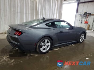 Trzecie zdjęcie samochodu z tyłu: 2026 FORD MUSTANG VIN:1FA6P8TH3T5109359 - miniatura