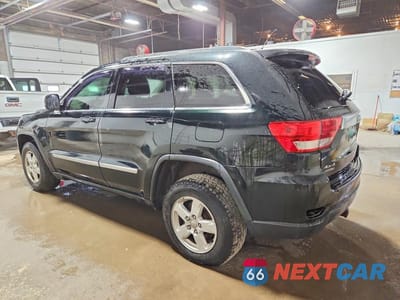 Drugie zdjęcie samochodu z przodu: 2013 JEEP GRAND CHEROKEE LAREDO VIN:1C4RJFAG0DC639891 - miniatura
