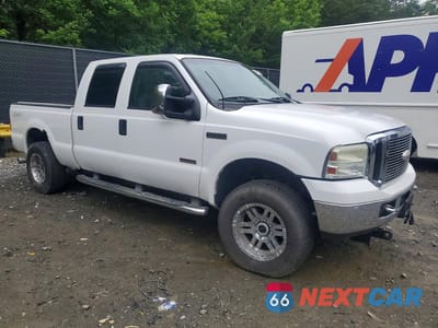 Czwarte zdjęcie samochodu z boku: 2006 FORD F250 SUPER DUTY VIN:1FTSW21P26EC74438 - miniatura
