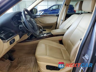 Zdjęcie 7 z 13 samochodu: 2013 BMW X5 XDRIVE35I VIN:5UXZV4C57D0E04086 - miniatura
