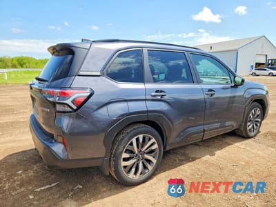 Trzecie zdjęcie samochodu z tyłu: 2025 SUBARU FORESTER TOURING VIN:JF2SLDTC5SH456384 - miniatura