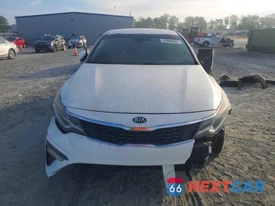 Piąte zdjęcie samochodu w środku: 2019 KIA OPTIMA LX VIN:5XXGT4L36KG283167 - miniatura