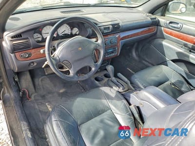 Zdjęcie 8 z 12 samochodu: 2002 CHRYSLER SEBRING LIMITED VIN:1C3EL65R02N350424 - miniatura