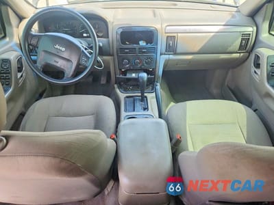 Zdjęcie 8 z 14 samochodu: 2004 JEEP GRAND CHEROKEE LAREDO VIN:1J4GX48N34C406855 - miniatura
