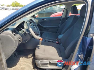 Zdjęcie 7 z 12 samochodu: 2016 VOLKSWAGEN JETTA S VIN:3VW267AJ8GM284540 - miniatura