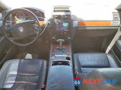 Zdjęcie 8 z 13 samochodu: 2009 VOLKSWAGEN TOUAREG 2 V6 TDI VIN:WVGFM77L39D035902 - miniatura