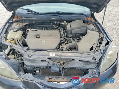 Zdjęcie 11 z 12 samochodu: 2006 MAZDA 3 HATCHBACK VIN:JM1BK143461433529 - miniatura