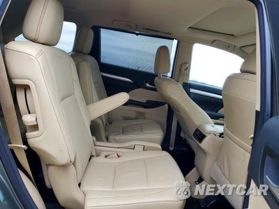 Zdjęcie 11 z 13 samochodu: 2018 TOYOTA HIGHLANDER XLE VIN:5TDJZRFH3JS823323 - miniatura