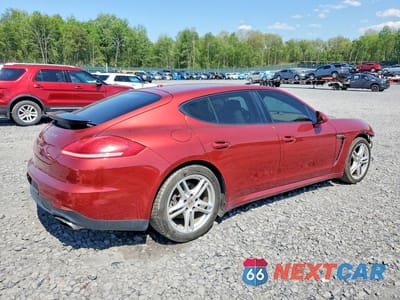 Trzecie zdjęcie samochodu z tyłu: 2014 PORSCHE PANAMERA 2 VIN:WP0AA2A70EL013734 - miniatura