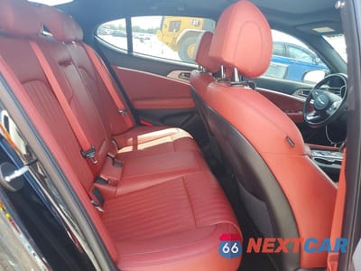 Zdjęcie 10 z 12 samochodu: 2023 GENESIS G70 2.0T VIN:KMTG34TA2PU114961 - miniatura
