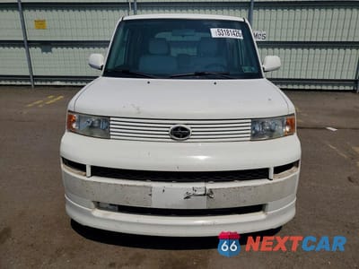 Piąte zdjęcie samochodu w środku: 2005 TOYOTA SCION XB VIN:JTLKT324650214391 - miniatura