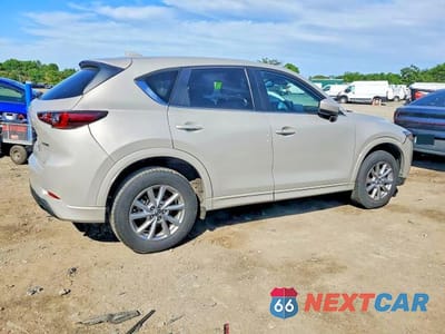 Trzecie zdjęcie samochodu z tyłu: 2025 MAZDA CX-5 PREFERRED VIN:JM3KFBCL5S0643429 - miniatura