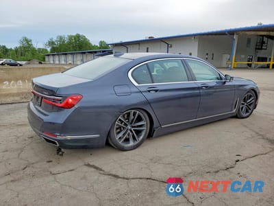 Trzecie zdjęcie samochodu z tyłu: 2020 BMW 750 XI VIN:WBA7U2C02LGM27795 - miniatura