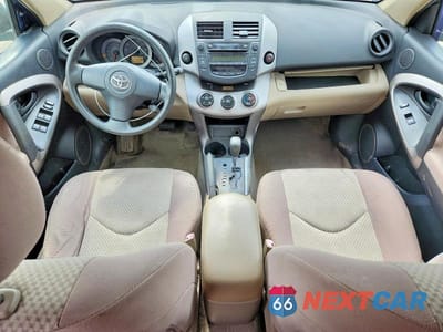 Zdjęcie 8 z 13 samochodu: 2007 TOYOTA RAV4 BASE VIN:JTMBD33V275073163 - miniatura