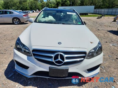 Piąte zdjęcie samochodu w środku: 2016 MERCEDES-BENZ E 350 4MATIC WAGON VIN:WDDHH8JB7GB193908 - miniatura