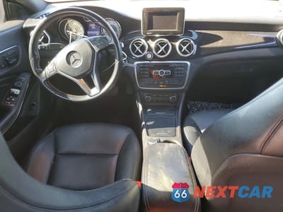 Zdjęcie 8 z 13 samochodu: 2014 MERCEDES-BENZ CLA 250 VIN:WDDSJ4EB5EN160205 - miniatura