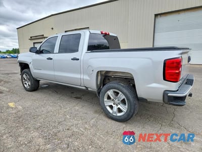 Drugie zdjęcie samochodu z przodu: 2018 CHEVROLET SILVERADO K1500 CUSTOM VIN:3GCUKPEC2JG210412 - miniatura